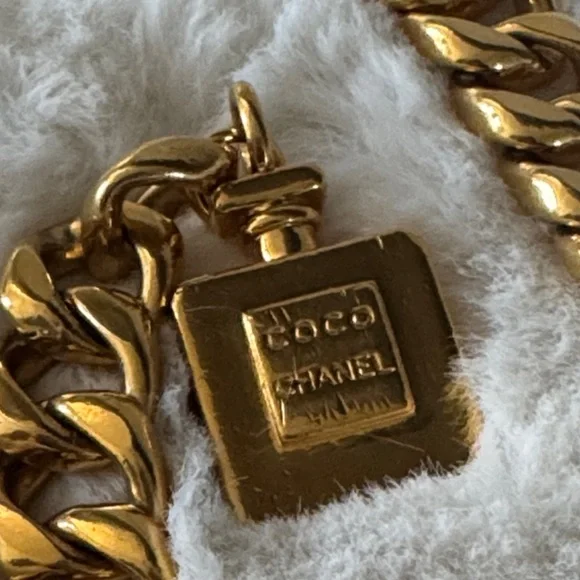 Coco Chanel Gold Double Chain Belt w/ Perfume Bottle (Vintage) Rare Item 36” - Picture 11 of 11